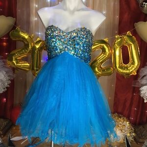 *BLUSH PROM BY ALEXIA BLUE SEQUIN/ BEADS SZ 6